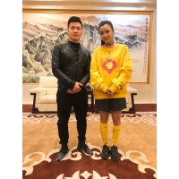 王蓉出場(chǎng)費(fèi)多少，王蓉經(jīng)紀(jì)公司哪家？