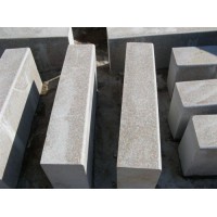 廠家直供：花崗巖側(cè)石 立道牙馬路牙 路邊石 青石路沿石 淺灰色平路緣石